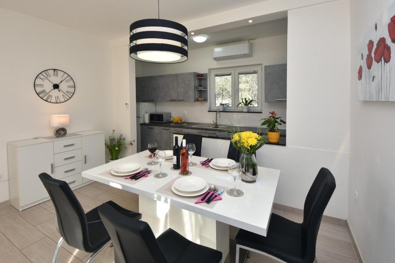 Greenvine Apartment Zadar Exterior photo